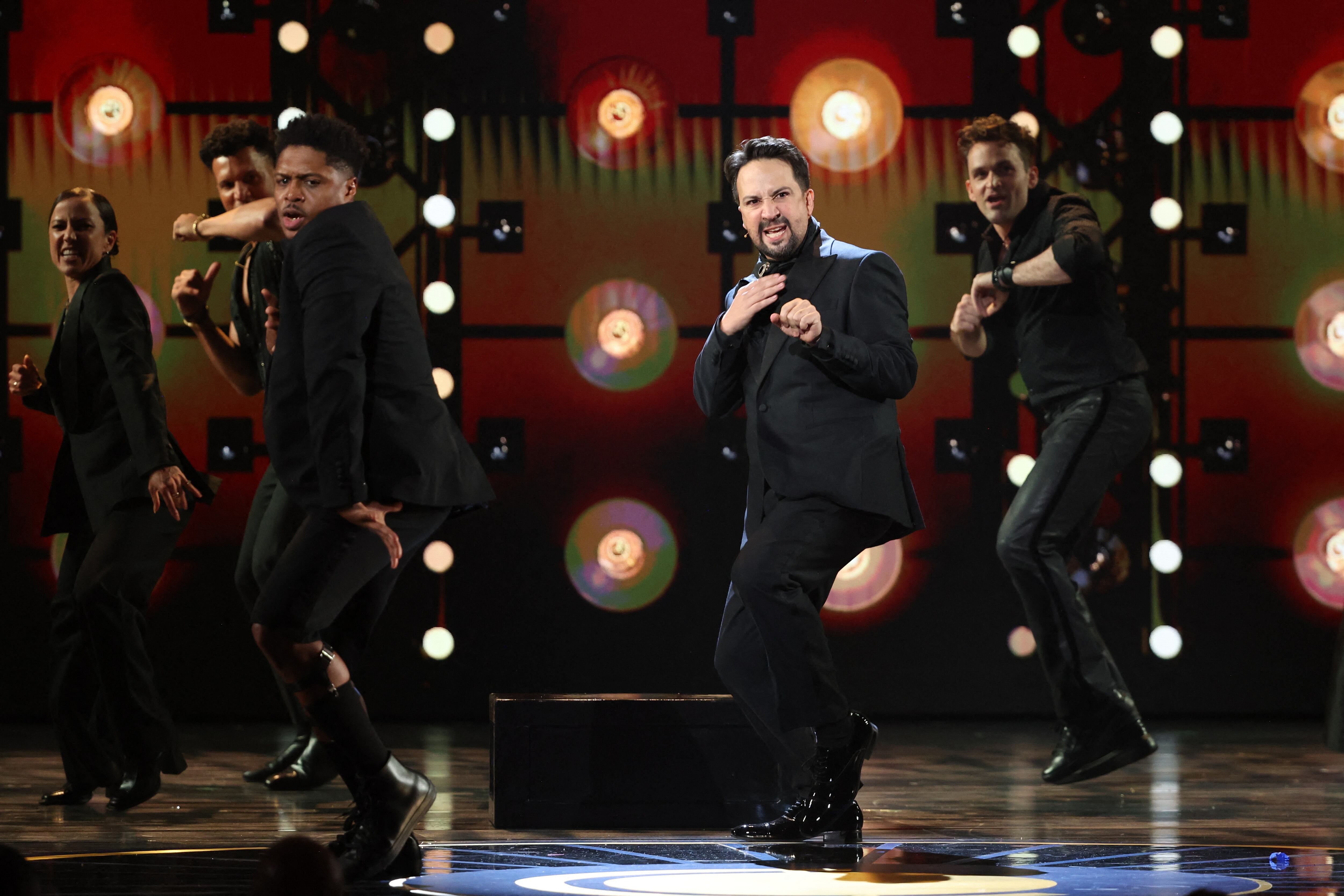 Lin-Manuel Miranda y el elenco de