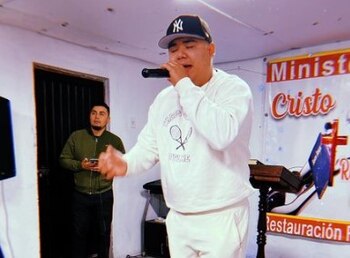 El cantante se viralizó en