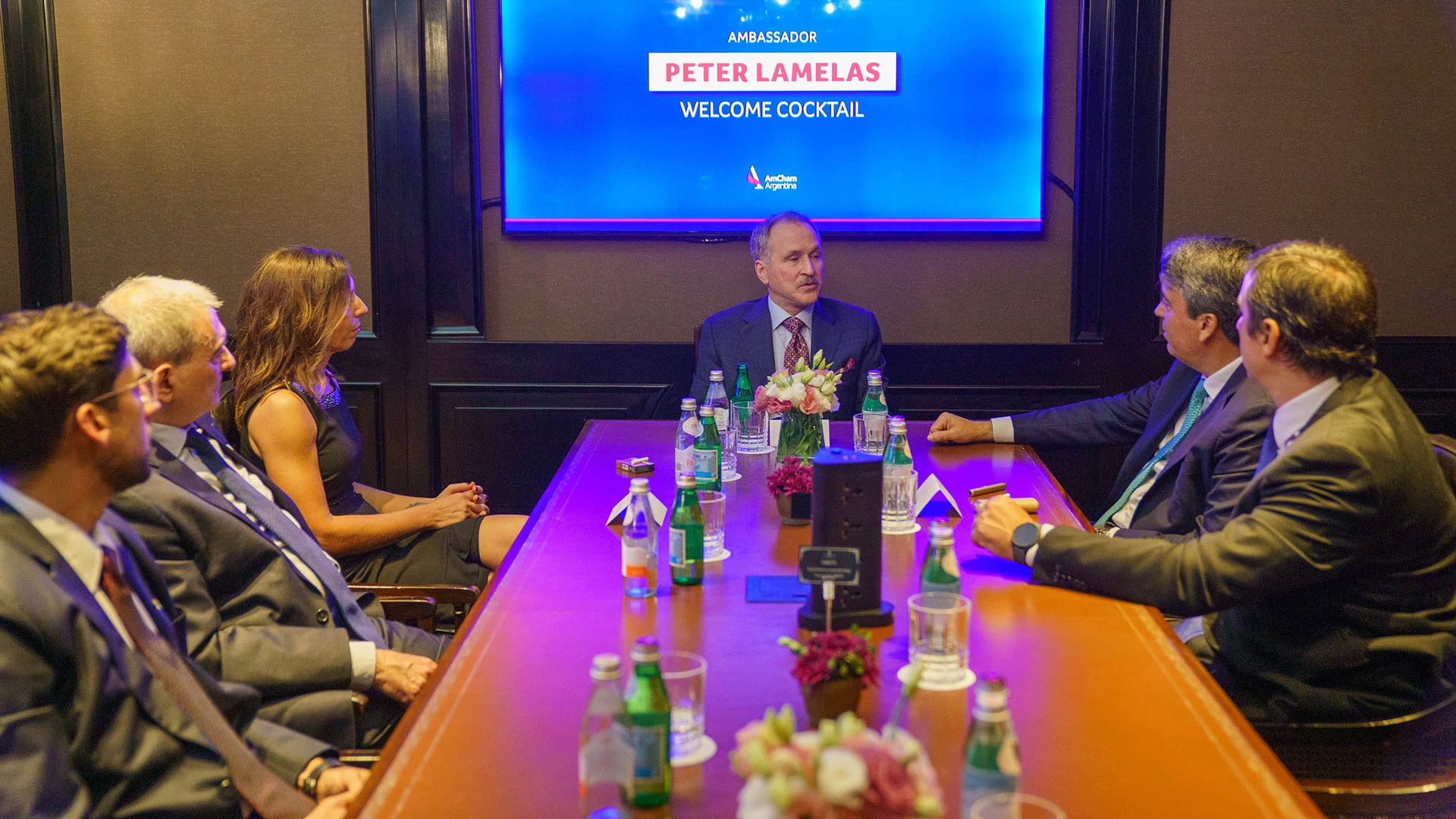 Peter Lamelas, embajador de EEUU, en un evento de AmCham