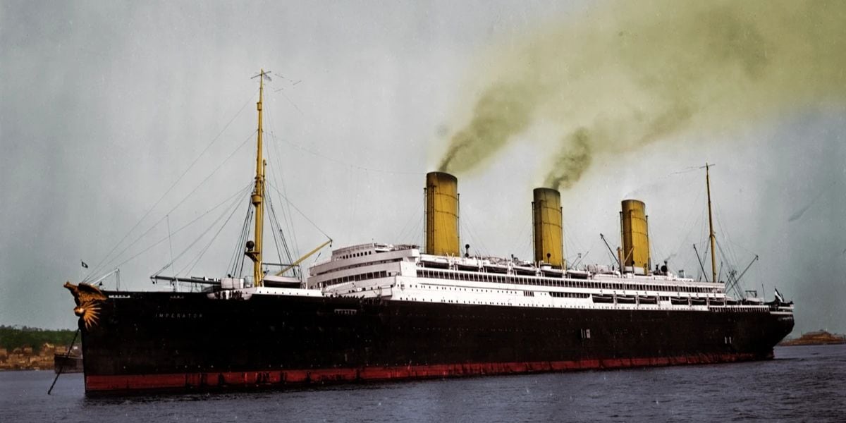 El RMS Berengaria superó al Titanic en tamaño y se convirtió en el barco de pasajeros más grande del mundo (Wikipedia)
