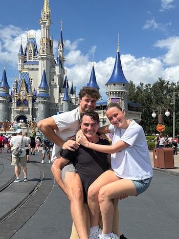 Hernán Drago recreó con sus hijos una foto de hace 20 años y sorprendió con el resultado: "La magia continúa"