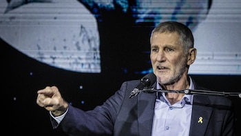 El opositor israelí Yair Golan tilda a Netanyahu de "extremista" y "poco fiable" por los ataques contra Siria