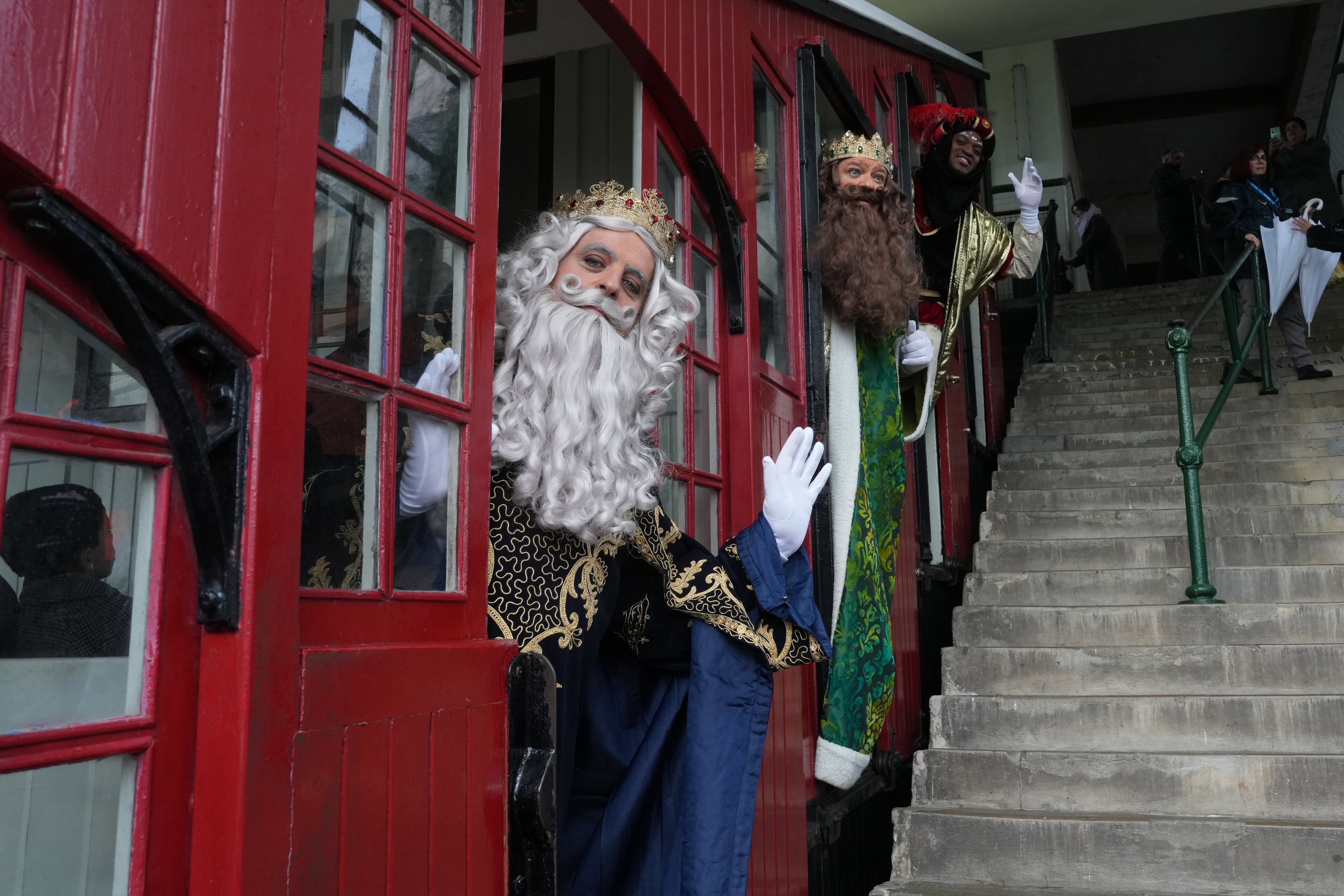 Los Reyes Magos en San Sebastián, España (Unanue - Europa Press)