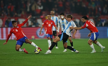 Argentina se hizo fuerte ante Chile y sigue en lo más alto de las Eliminatorias Sudamericanas - crédito Pablo Sanhueza / REUTERS