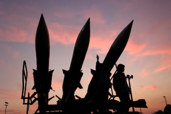 Misiles iraníes exhibidos en el Museo de la Fuerza Aeroespacial del Cuerpo de la Guardia Revolucionaria Islámica (CGRI) en Teherán (REUTERS/Archivo)