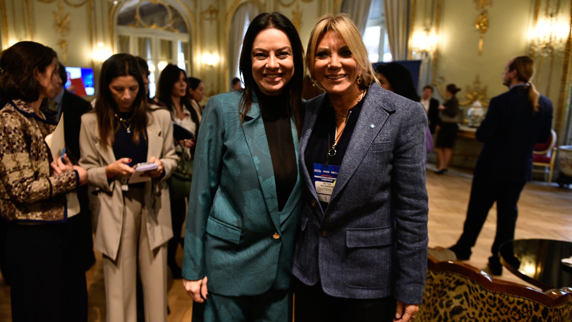 Sandra Pettovello y Bettina Bulgheroni