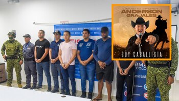 Este es el cantante de