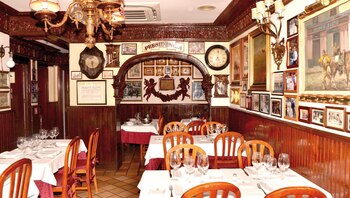 Interior del restaurante Casa Alberto
