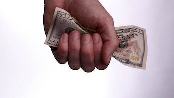 Cómo responder al inminente impacto en los costos de la IA