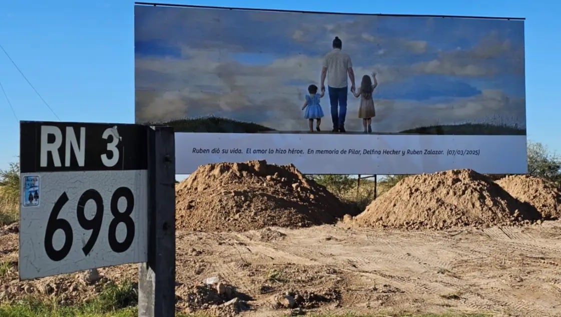 A un año de las inundaciones en Bahía Blanca, homenajearon a las hermanas Pilar y Delfina Hecker y a Rubén Zalazar, el hombre que intentó salvarlas