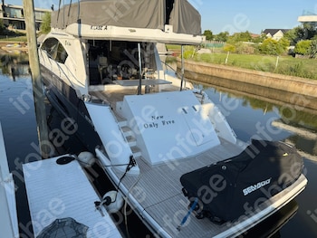 El yate "New Only Five"