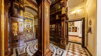 El Palacio Real de Madrid abre al público dos salas inéditas con tesoros artísticos y religiosos