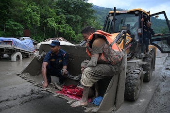 Las impactantes fotos del GLOF en Nepal y el Tíbet
