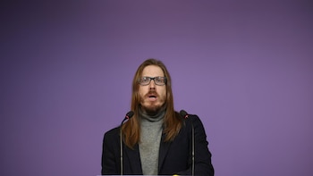 Podemos exige una reforma de