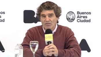 Fernán Quirós, ministro de Salud