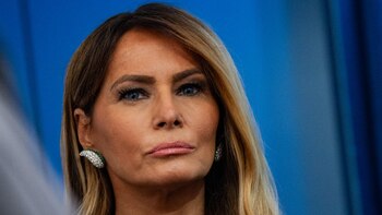 El presidente y la primera dama de EE. UU. exigen a la ABC que despida a Jimmy Kimmel por un chiste