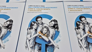 Familias de menores con cáncer abogan por una comunicación más humana y respetuosa: "Porque comunicar también es cuidar"