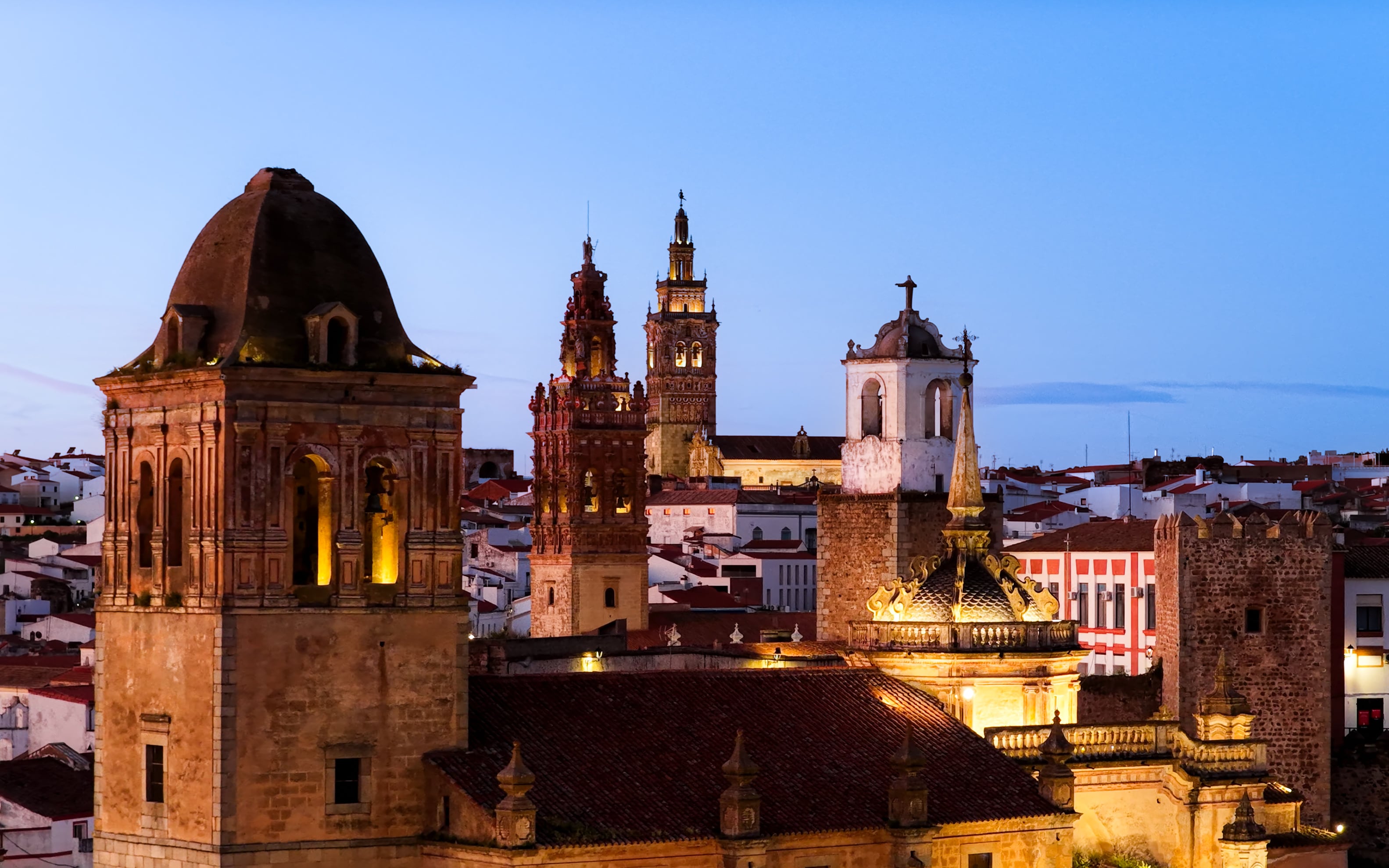 Del 21 al 28 de marzo de 2027, Jerez de los Caballeros abre sus calles medievales al mundo para vivir una de las celebraciones religiosas más arraigadas de España (AJC)