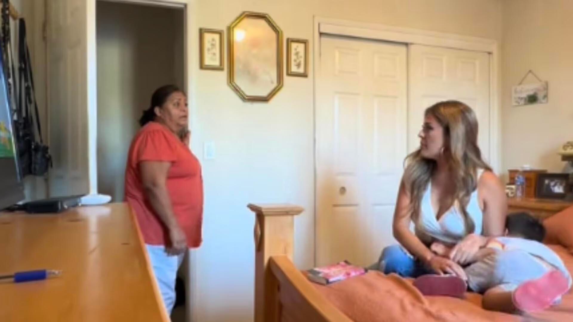 Puso una cámara oculta para escrachar a su suegra y el video sorprendió en las redes