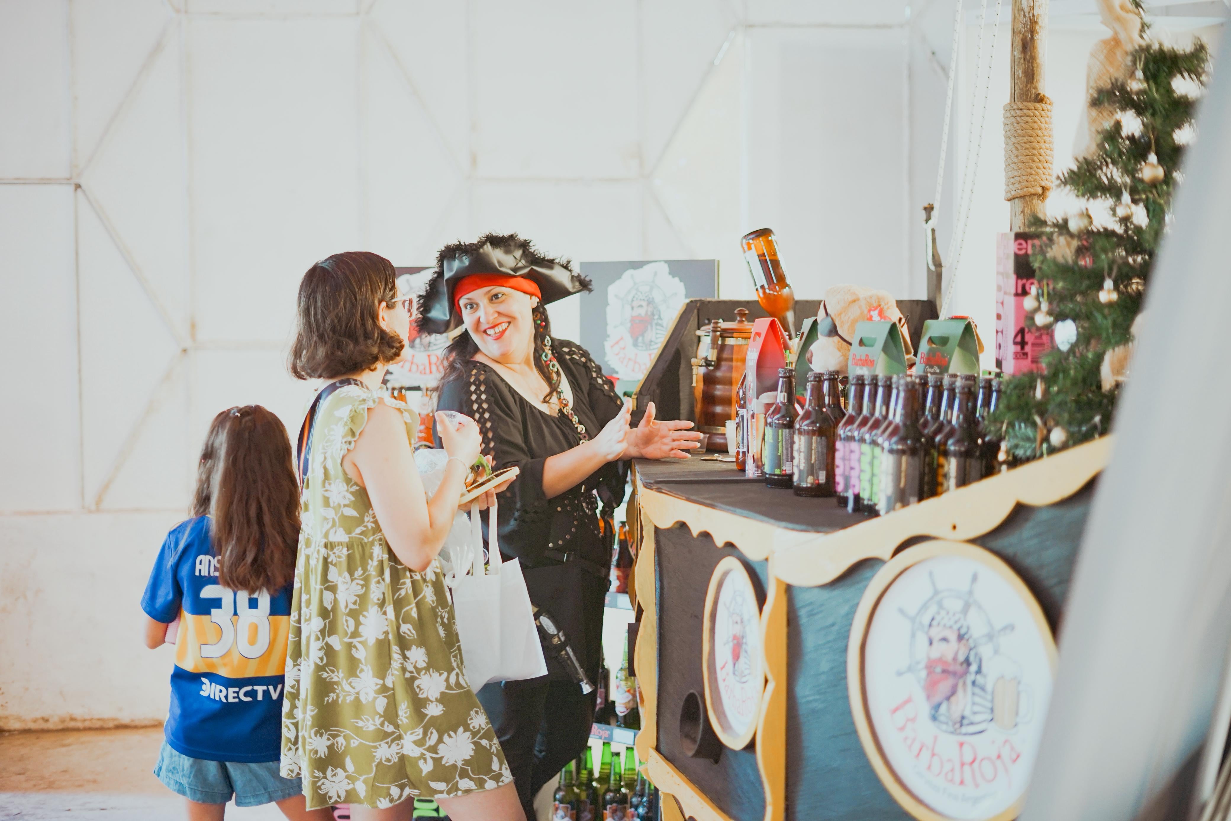 La feria propone una experiencia que va más allá de las compras y suma disfrute colectivo (Municipalidad de Escobar)