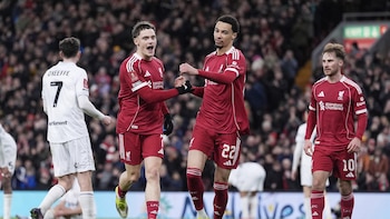 El Liverpool avanza en la