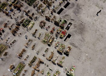 Vista panorámica del cementerio en