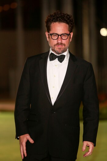 La productora Bad Robot de J.J. Abrams se unirá por primera vez con Warner Bros y Mattel Studios. (REUTERS/Ringo Chiu)