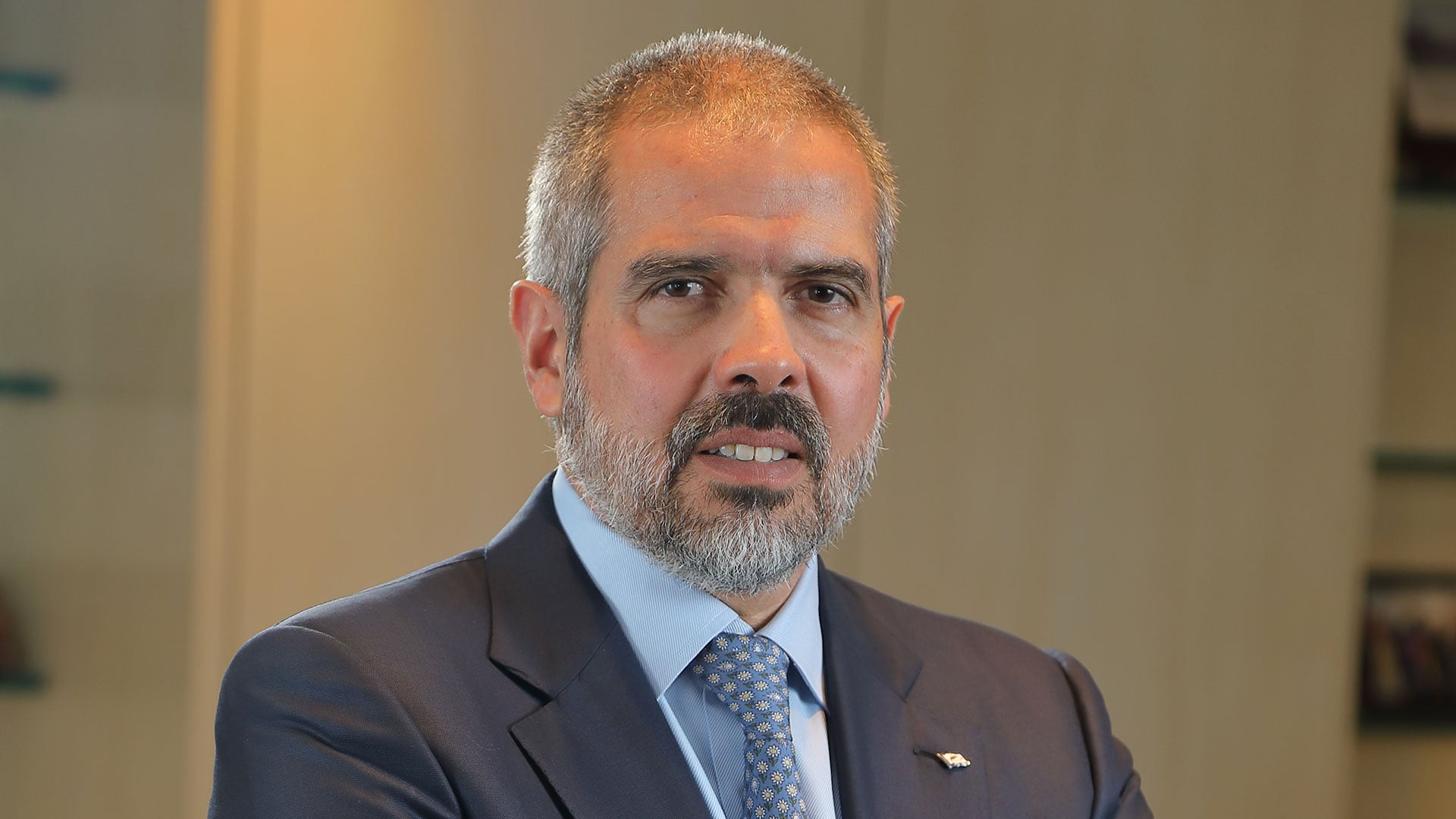 Luis Perez Companc, presidente del Directorio de Precom, destacó que la adquisición de Manantiales Behr consolida a la firma como uno de los principales actores en la producción de petróleo del país