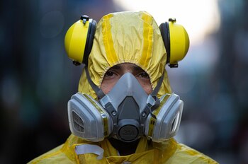 Brigada voluntaria desinfección - Villa