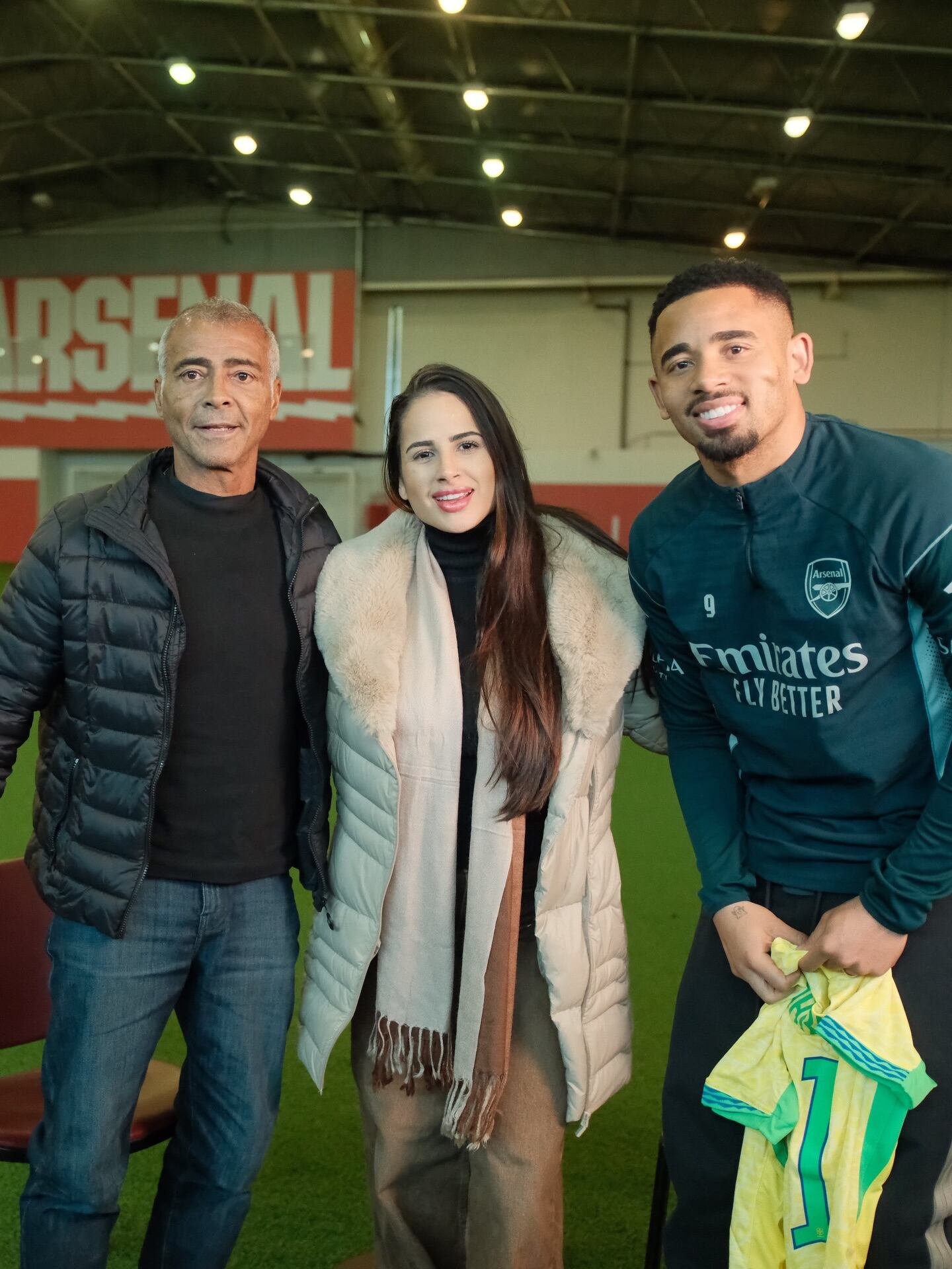 Cavalcanti estuvo presente durante la entrevista de Romario a Gabriel Jesus
