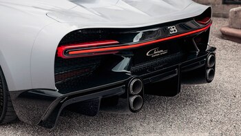 Motor V16 revisado para mejorar