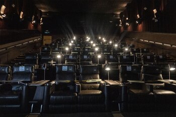 Más allá de las salas