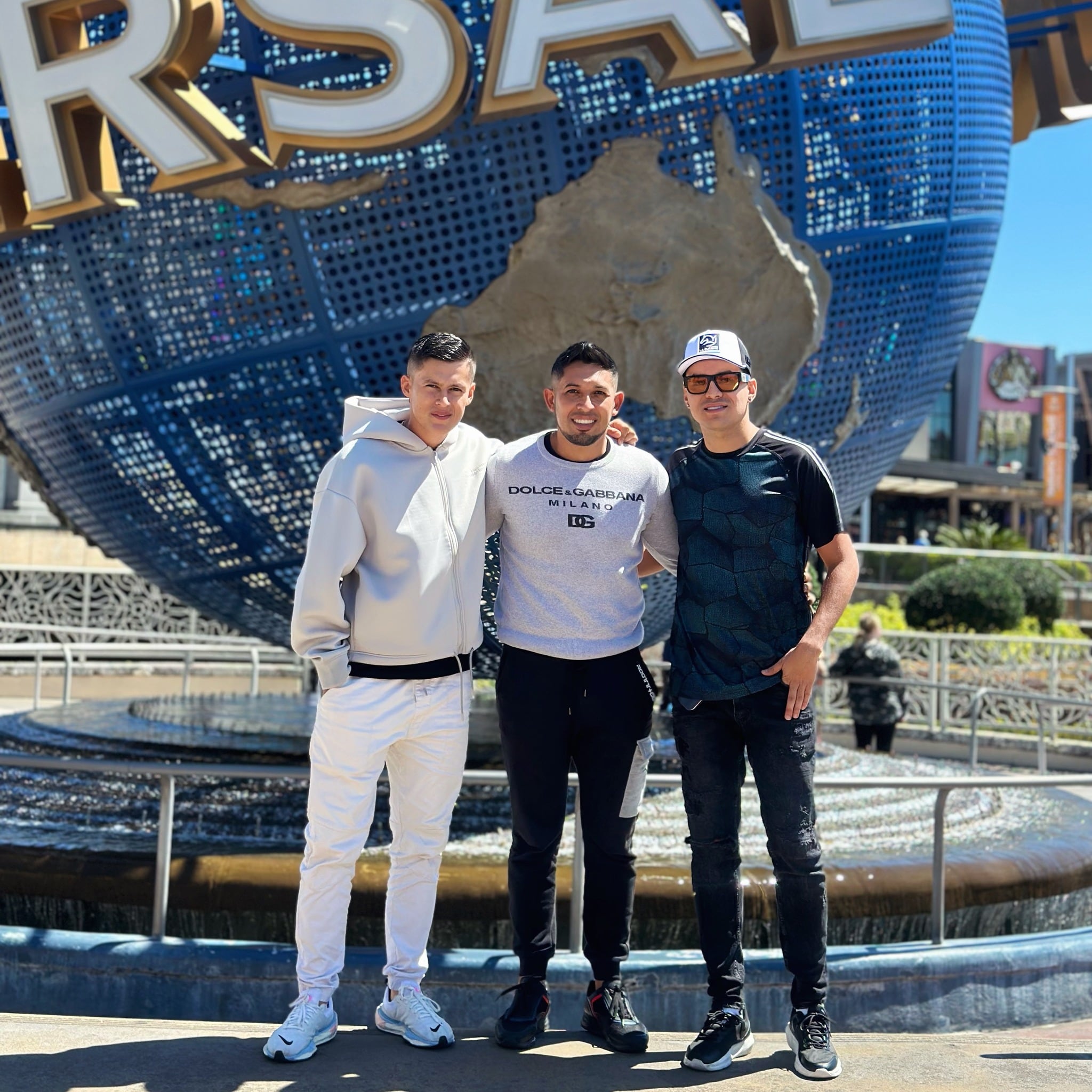 Los demás tripulantes de la avioneta eran amigos de Yeison Jiménez - crédito @YeisonJiménez/Facebook