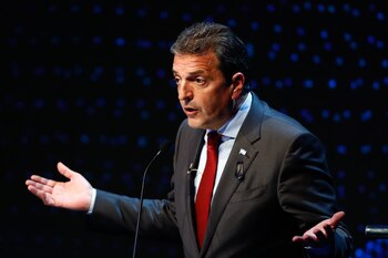 Massa tuvo su mejor recepción en la audiencia peronista EFE/ Agustín Marcarian POOL