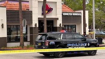 Un empleado de Taco Bell en Florida disparó a unas clientas porque usaron un vaso de agua para servirse gaseosa