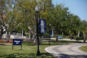 La norma de admisiones en Florida alcanzará a las universidades públicas que no hayan aceptado a todos los aspirantes calificados en los dos años previos (REUTERS/Octavio Jones).