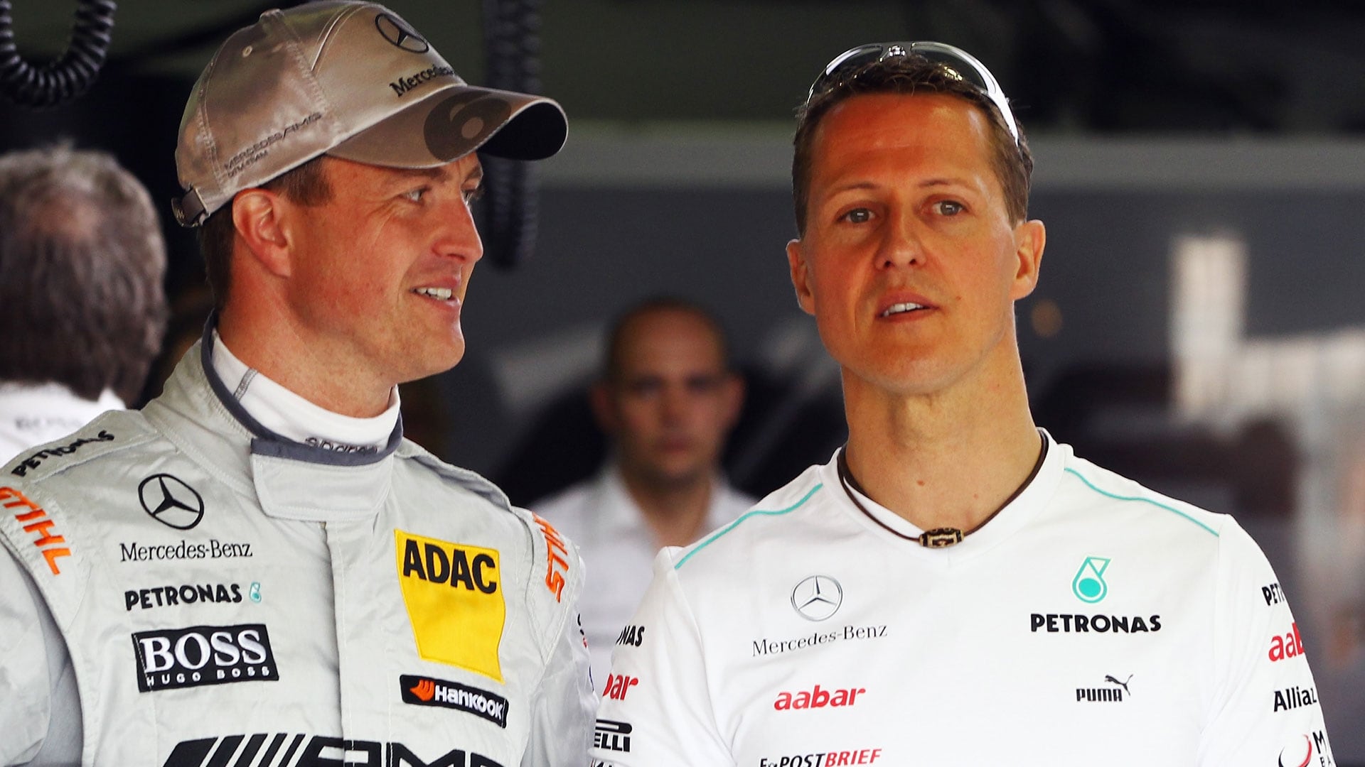 Ralf en una carrera de DTM en 2012, acompañado de su hermano Michael Schumacher (Photo by Alex Grimm/Bongarts/Getty Images)