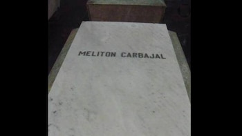 La tumba de Melitón Carbajal