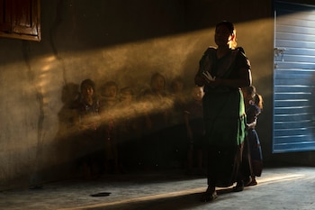 ARCHIVO - Los feligreses asisten