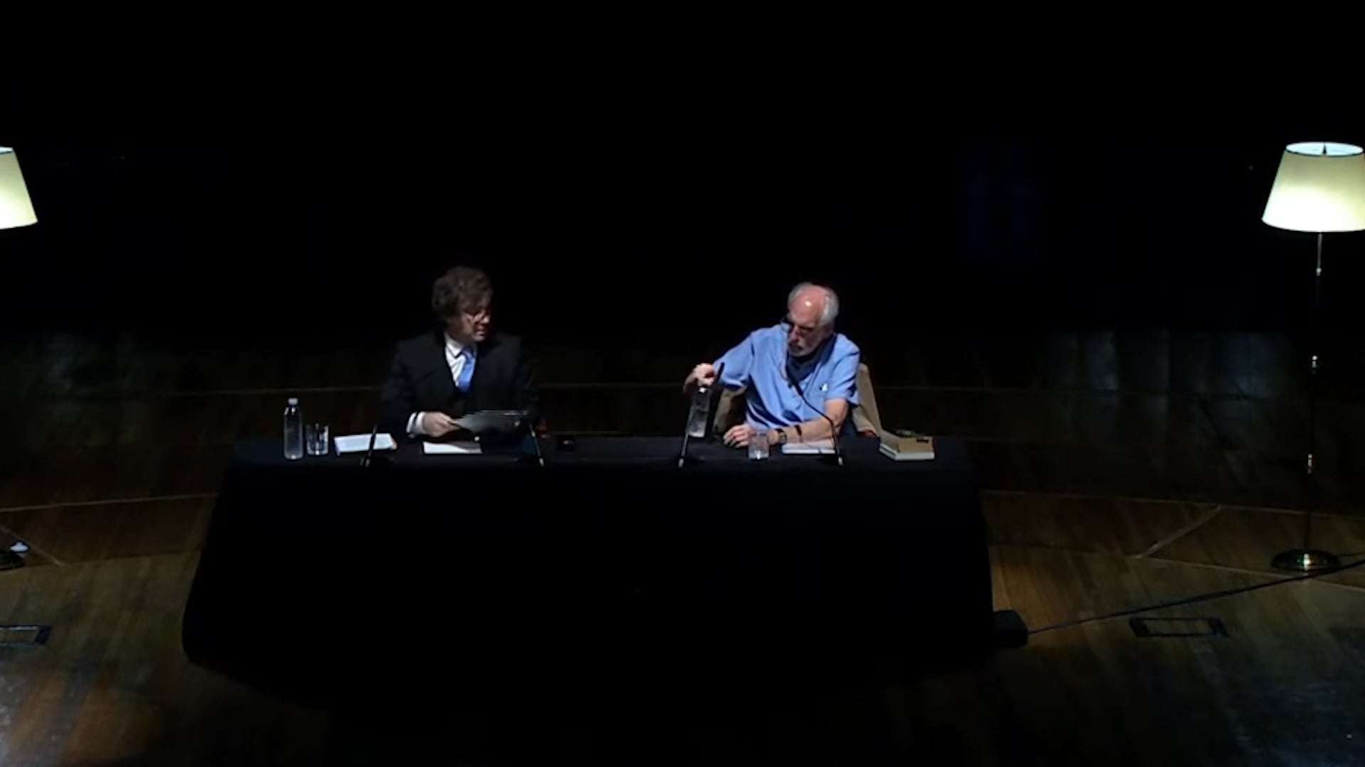 Milei y el economista Juan Carlos De Pablo, en el acto realizado en el Palacio Libertad