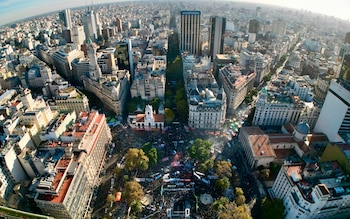 Marcha Federal Universitaria - Plaza de mayo - 12 de mayo - Drone