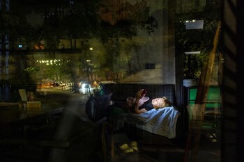 El ataque masivo de Rusia deja a más de un millón de ucranianos sin luz en pleno invierno (REUTERS/Thomas Peter/ARCHIVO)