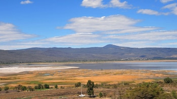 El lago está a nada