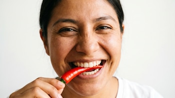Especialistas coinciden: las personas que comen chile son más felices y con mejor salud