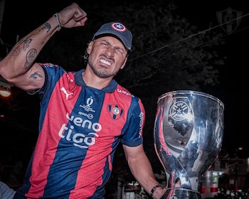 Con la casaca de Cerro