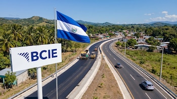 BCIE aprueba USD 155 millones para la segunda fase del programa de infraestructura vial en El Salvador