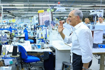Honduras apuesta por atraer nuevas empresas para impulsar el empleo y la economía nacional. (FOTO: Presidencia de Honduras)