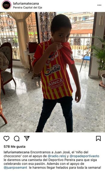 Pequeño hincha del Pereira que