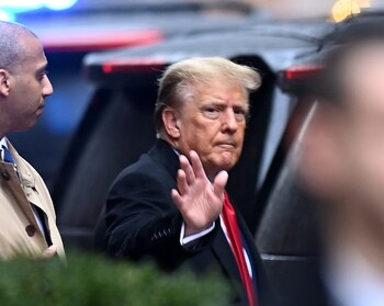 26/01/2024 January 26, 2024, New York, New York, USA: Former President DONALD TRUMP leaves Trump Tower on Fifth Avenue on his way to Federal Court for the ongoing defamation trial brought by E.Jean Carroll in lower Manhattan. Today there will be the closing statements.
POLITICA
Europa Press/Contacto/Andrea Renault