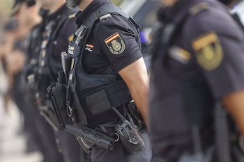 Agentes durante la presentación de